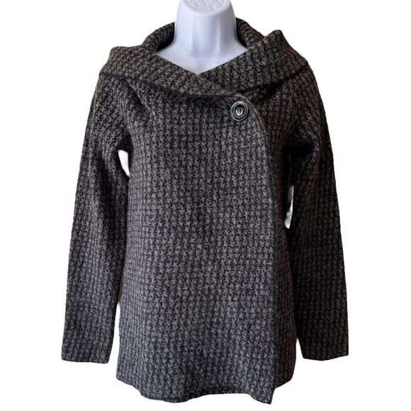 NEW Max Studio Gray Two Button Crossover Cardigan Sweater Size XS - Picture 1 of 12